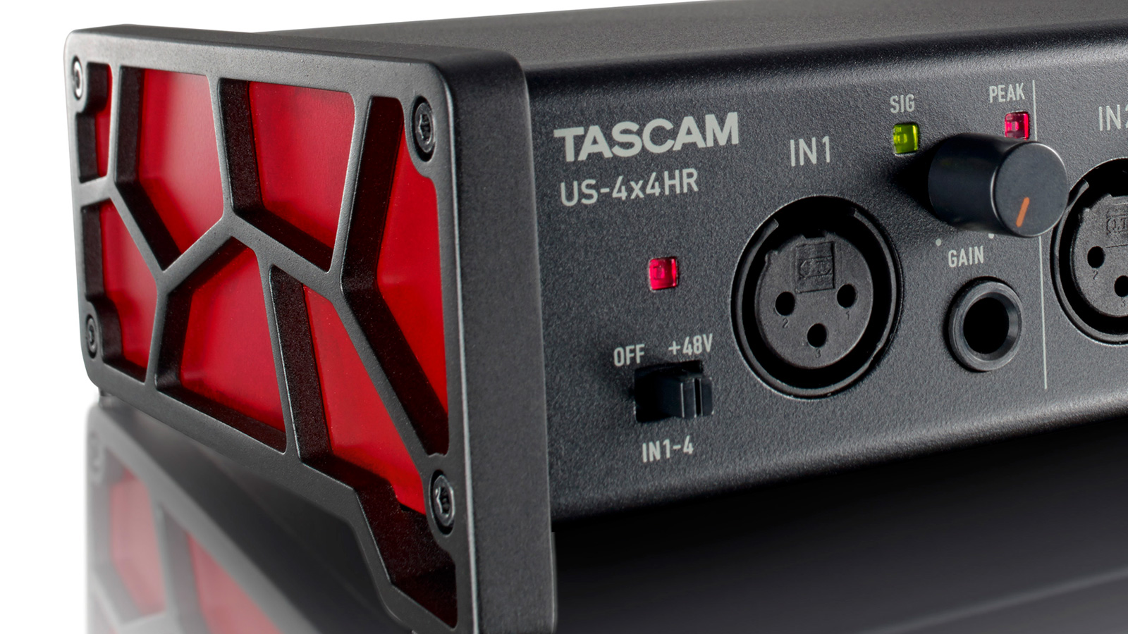 US-4x4HR | 4-IN/4-OUT High-Resolution USB Audio/MIDI Interface