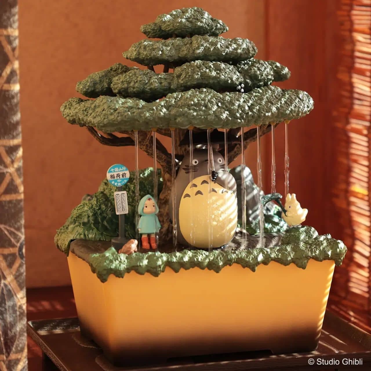 ジブリがいっぱい どんぐり共和国「ウォーターガーデン BONSAI」トトロ